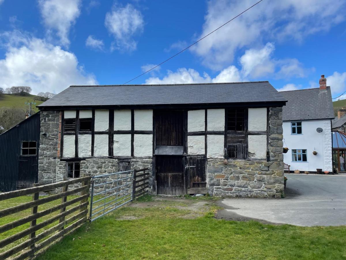 Y Felin Bed And Breakfast And Smallholding Caersws Extérieur photo